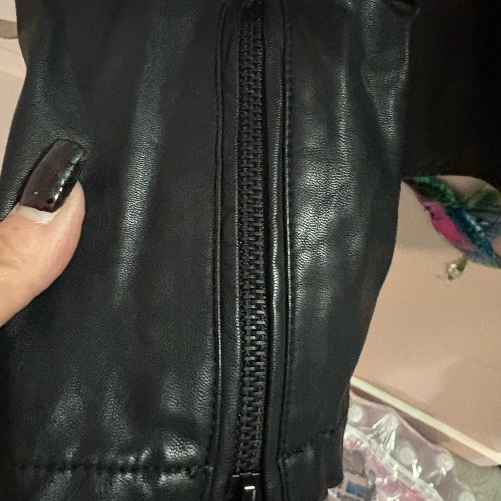 Blanca Classic Black Leather Jacket - Picture 3 of 7